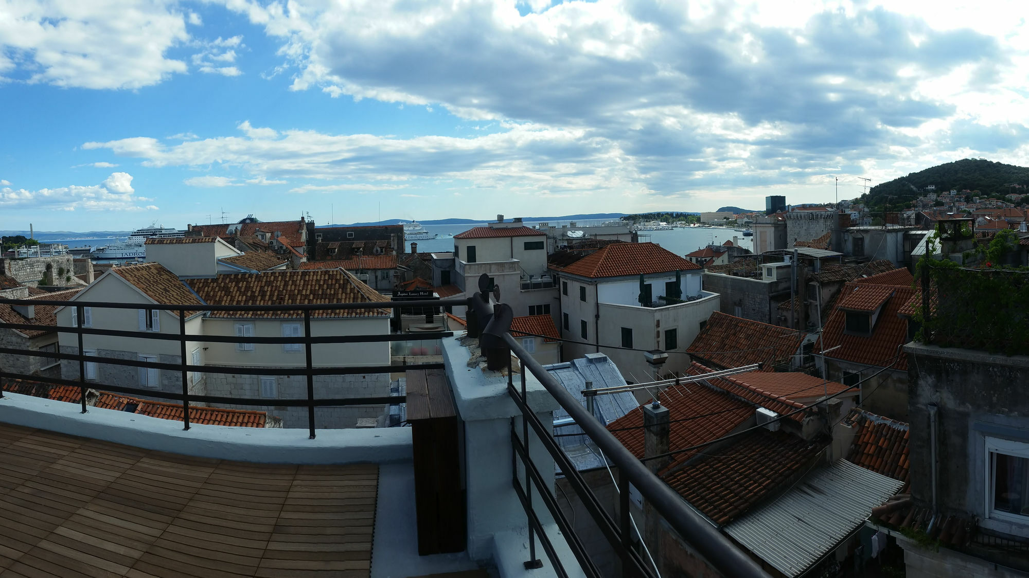 Banica Apartments & Rooms Сплит Екстериор снимка
